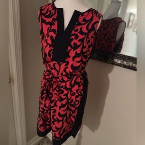 Beautiful Red Navy Ann Taylor Floral Scroll Print Belt Optional Dress Small